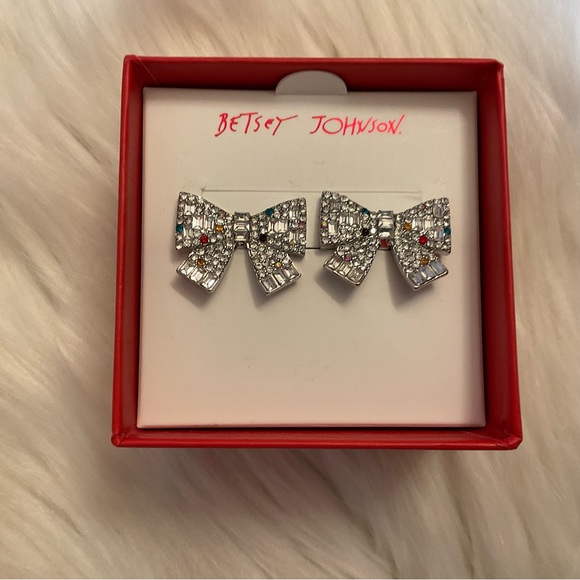 Betsey Johnson Holiday Bow Earrings - New in Box - Picture 2 of 7
